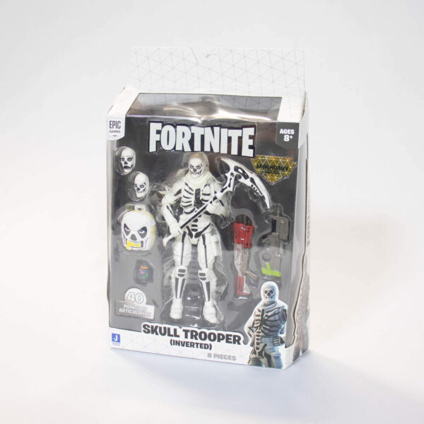 Boneco Skull Trooper Fortnite-Legendary Series